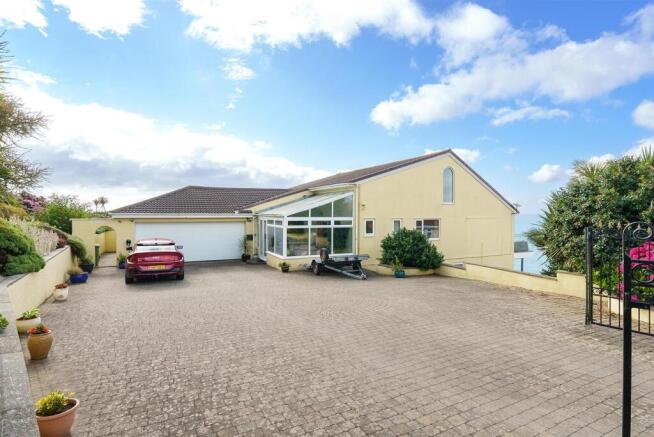 6-LAG-BIRRAGH-DRIVE-1.jpg