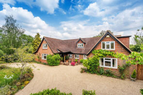 High Stables, Roodlands Lane, Edenbridge TN8 6PG
