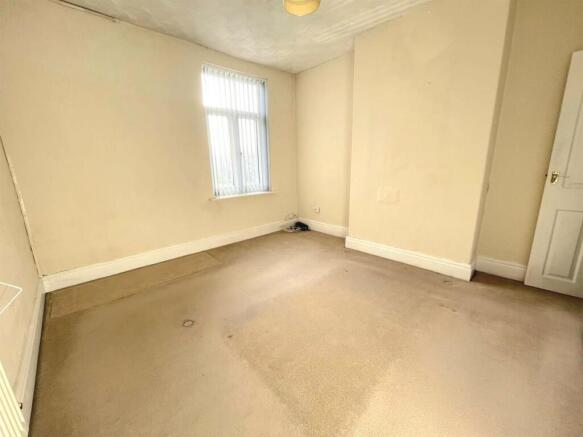 3 bed Not Specified for sale Image 7