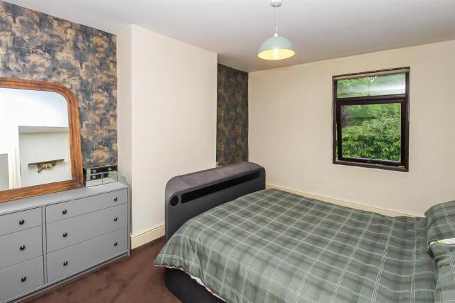 2 bed Terraced for sale Image 8