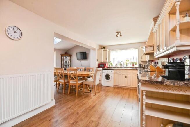 3 bed End of Terrace for sale Image 4