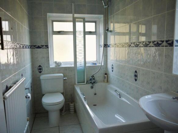 Bathroom/Wc
