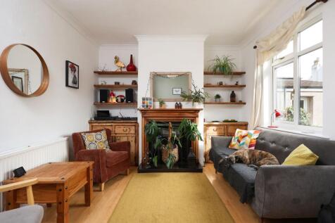Downend Road, Horfield, BS7