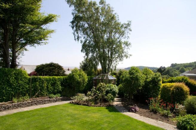 Rear Garden &...