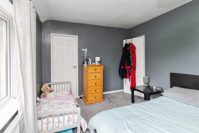 2 bed Semi-Detached for sale Image 7