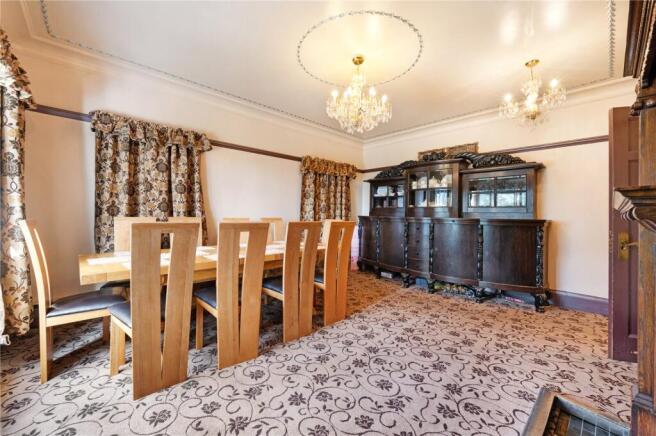 10 bed Detached for sale Image 4
