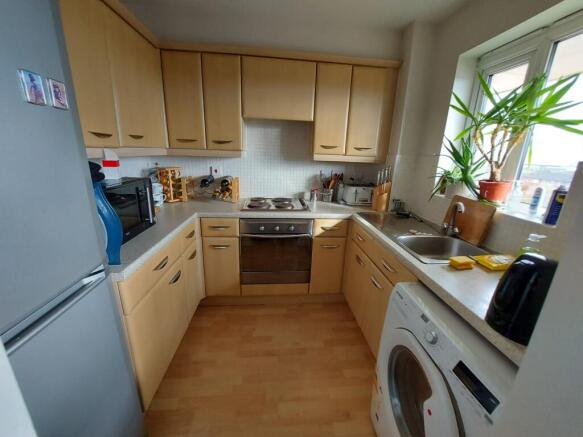 Spacious Two Bedroom Flat to rent in Edmonton.