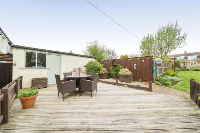 106 Brackley Road, Towcester