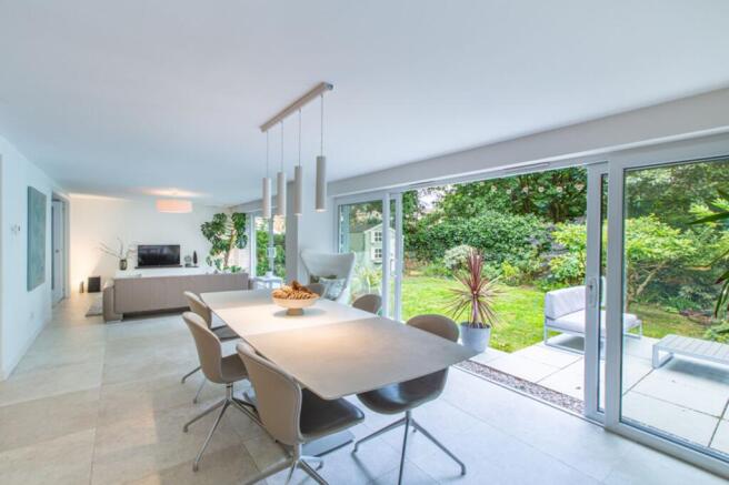 4 bed Detached for sale Image 5