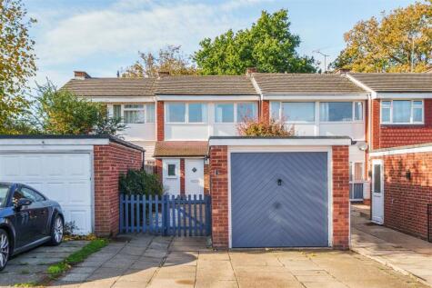 Stable View, Yateley