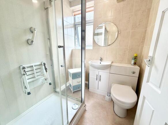 2 bed Semi-Detached Bungalow for sale Image 8
