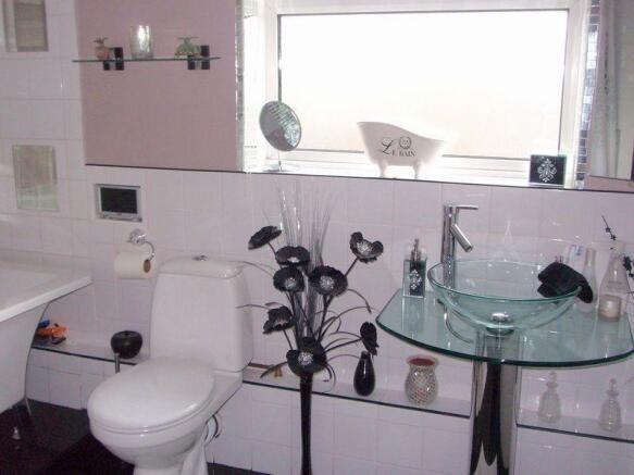 Photo 9