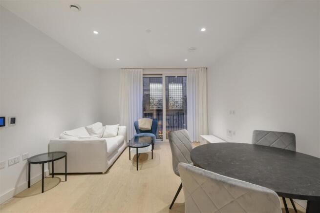 Flat 3 Sovereign Court 5 Jubilee Walk London WC1X