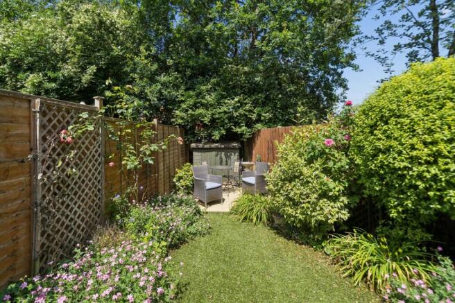 14, Waldenbury Place, Beaconsfield, HP9 photo 4