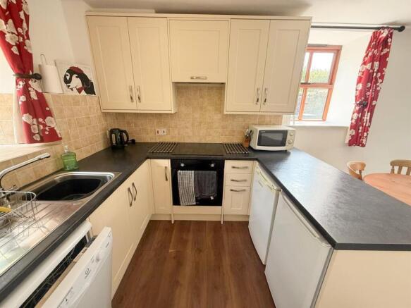 2 bed End of Terrace for sale Image 6