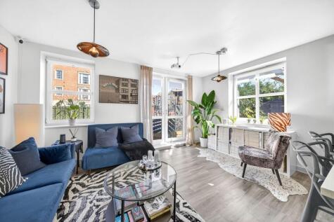 Queensbridge Road, London, E8