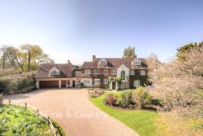 Beachets, Mount End Road, Theydon Mount, Epping CM16 7PS