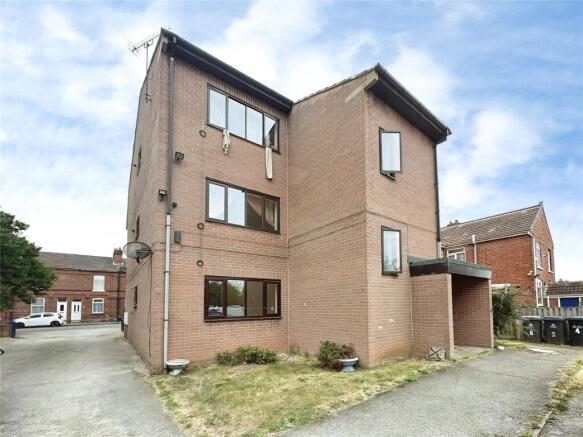 2 bed Flat to rent Image 6
