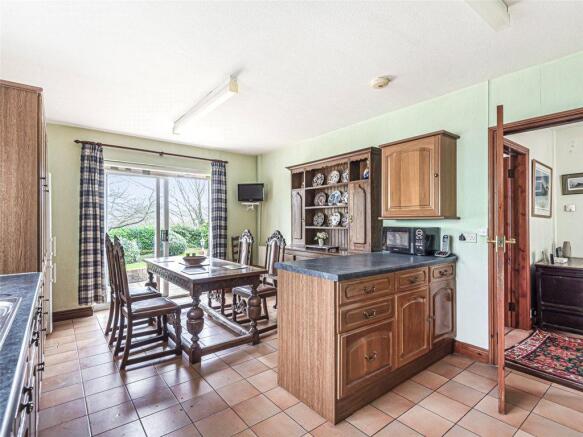 Kitchen/Dining Room