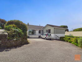 14, Halvarras Park, Truro TR3 6HE