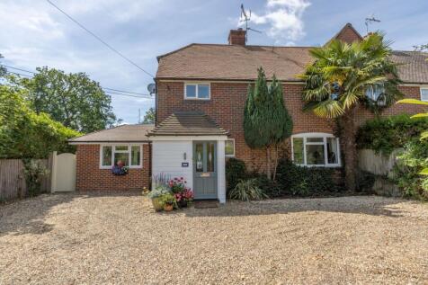 Hound Green Close, Hound Green, RG27