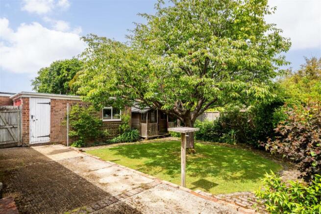 St. Georges Place, Hurstpierpoint photo 4