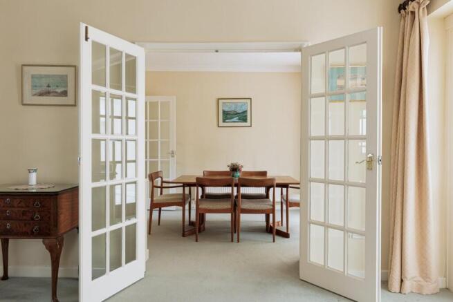 20_whitehall_close_5.jpg
