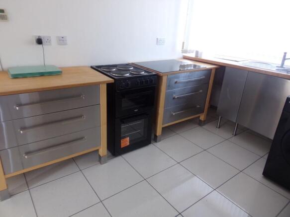 Photo 9