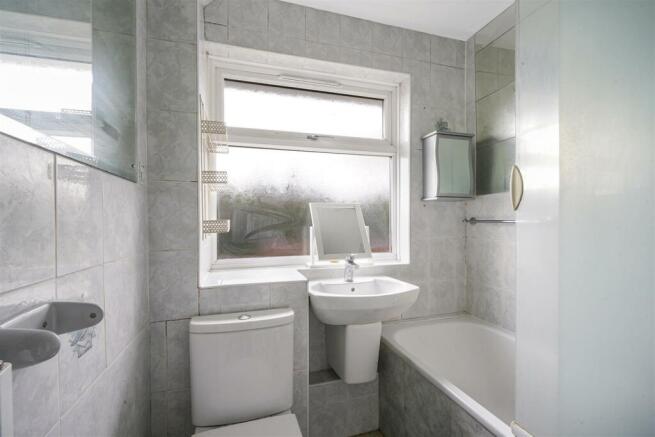 1 Denise Court, Eton Avenue - fLPAP5HgjDkG3gCprdbe