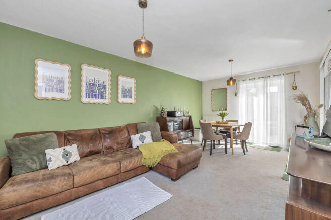 Sitting/Dining Room