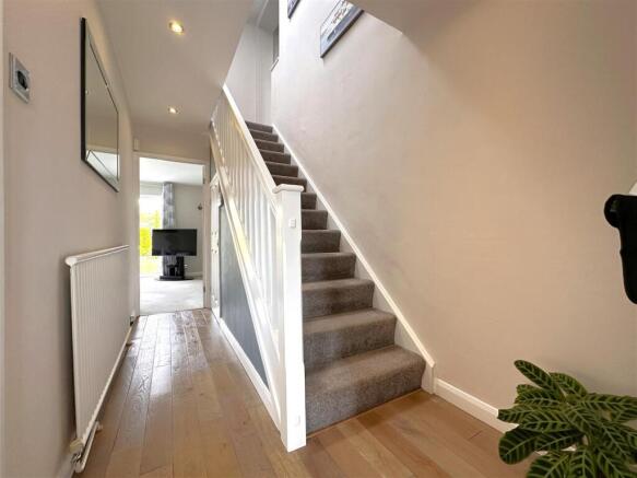 Inviting Entrance Hall 198