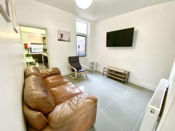 65GR Lounge. Picture 3.jpeg