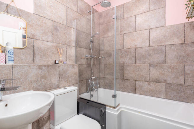 2 bed Terraced for sale Image 10