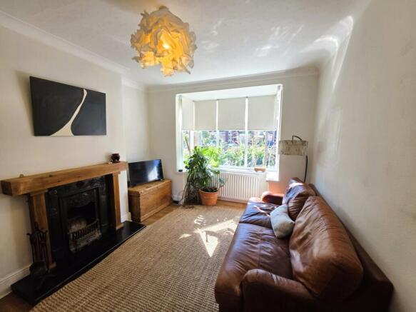 2 bed Semi-Detached for sale Image 6