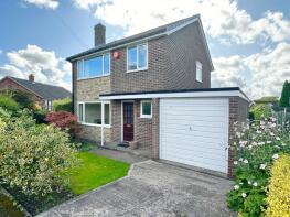 7, Edmonton Close, Pogmoor, Barnsley S75 2LF