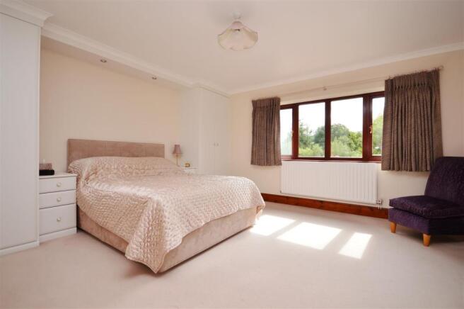 Master Bedroom.JPG