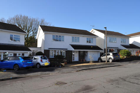 St Andrews Close Mayals Swansea Sa3 5dz