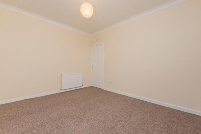 14. Bedroom 2 (2).jpg