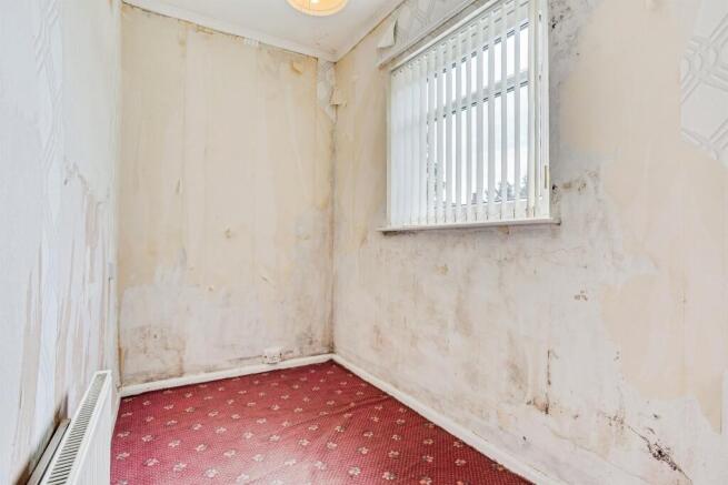 3 bed Semi-Detached for sale Image 9