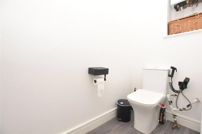 3 bed Town House for sale Image 11