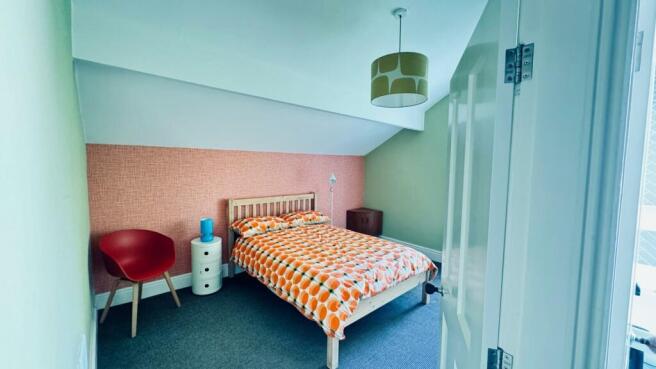Secondbed1.jpg