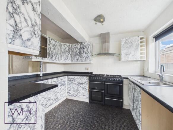 3 bed Semi-Detached for sale Image 9