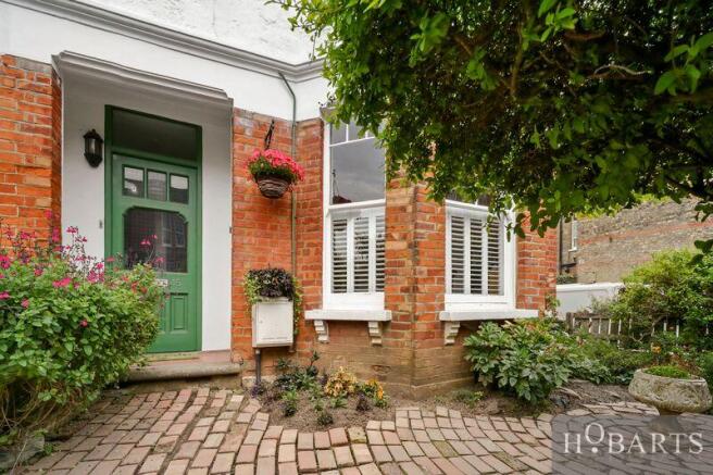 4 bedroom End Terrace for sale