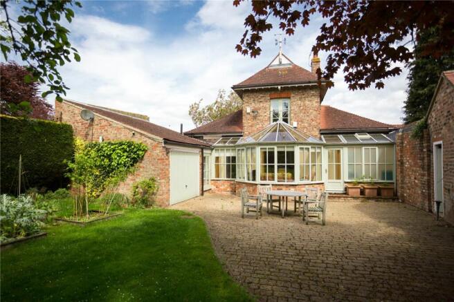 Coach House