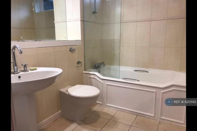 En-Suite Bathroom