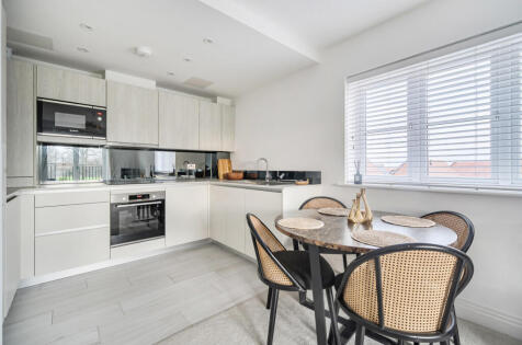 Aspen Road, High Wycombe, Buckinghamshire