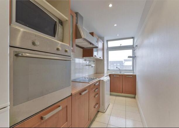 Kitchen : W2