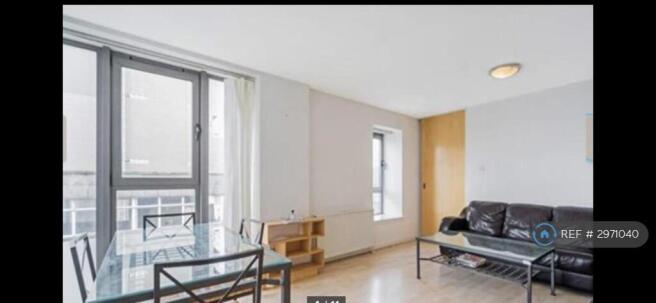 Lounge 2