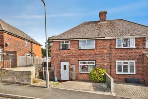 Chelston Avenue, Yeovil