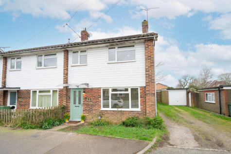 Crawley Road, Horsham, RH12